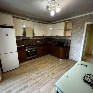 1к квартира новобудова на Келецькій, гарна