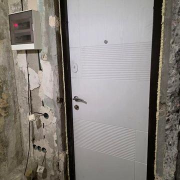 продам 1-но кімнатну квартиру 1/5 Петра Калнишевського 19А