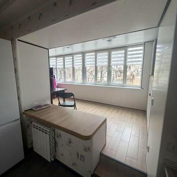 Продаж 3к квартири 74 кв. м на просп. Соборний 42