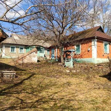 Продам будинок та нерухомість