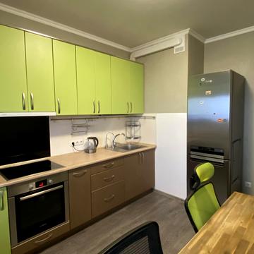 Авіаконструктора Ігоря Сікорського вул. (Танкова), 1