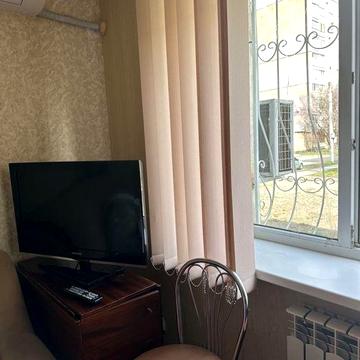 Сдам квартиру студию м.Дворец Спорта .Рост