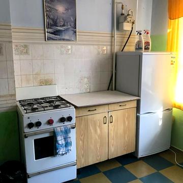 Довженка вул., 16/2