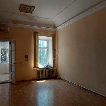 Мечта в центре Одессы: Квартира на Успенской у Старобазарного сквера.