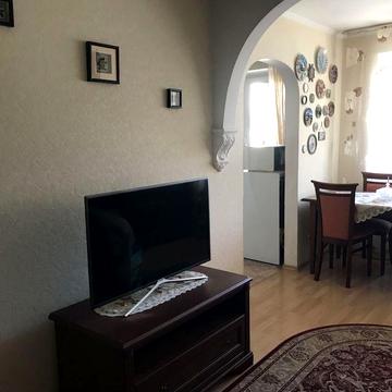 В довгострострокову Оренду Сдам 2/3 кімнат квартиру від ВЛАСНИКА