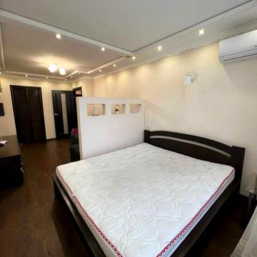 Здається 1-кімнатна квартира по вул. Стрийська.