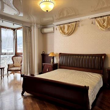 Оренда трикімнатної квартири центр/ Вітовського 33