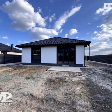 Продаж 3к Дім Центральна вулиця