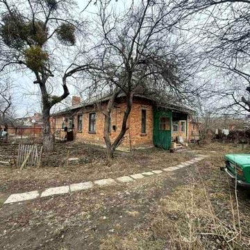 Будинок 65 с.кв з власним двором по вул. Героїв Ато