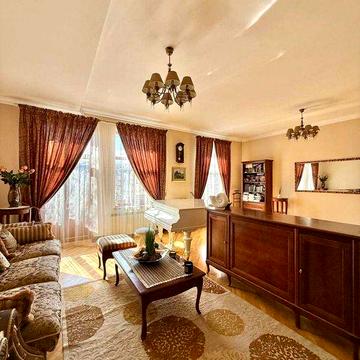 Продаж 3 кім. квартири в центрі Львова вул. Костя Левицького