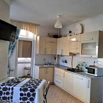 Здам 1 кімнатну картиру студію