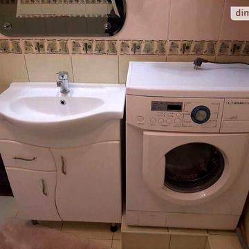 Довгострокова оренда 3к Квартира Січеславська Набережна вулиця