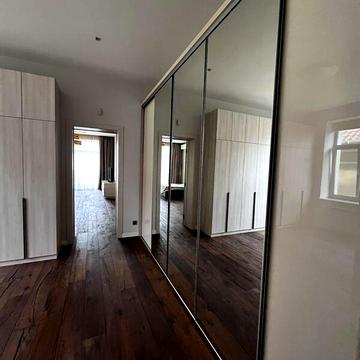 Продаж 7к Дім Незалежності вулиця