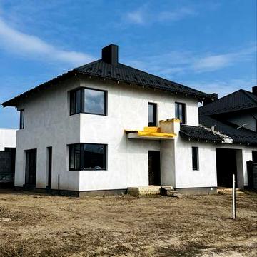 ПРОДАЖ  • Двоповерховий будинок • Не масова забудова