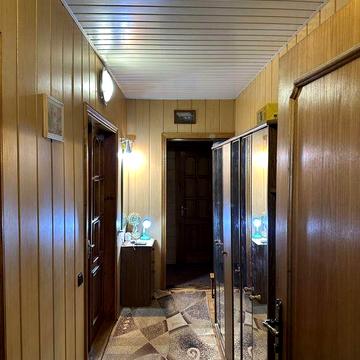 Продам 3- кімнатну квартиру на  Садах -2