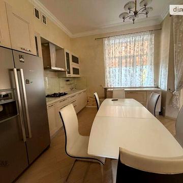 Продаж 7к Дім Спортивна вулиця