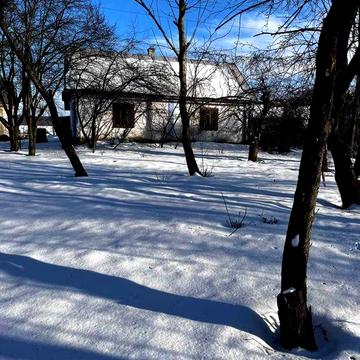 Продам будинок з великою ділянкою