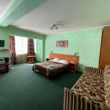 Митрополита Василя Липківського вул. (Урицького), 11