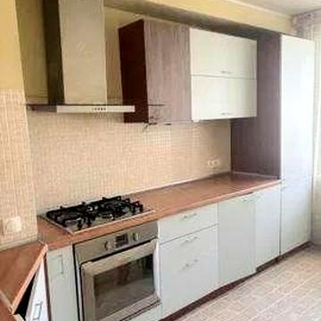 Сдам 3х квартиру р-н ТЦ Караван, газ.плита, ремонт