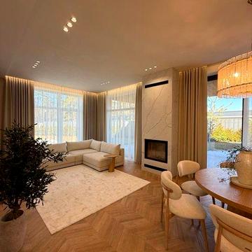 Будинок з РЕМОНТОМ! Басейн!Газ!Закрите містечко