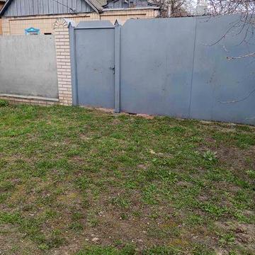 Продається будинок з ділянкою