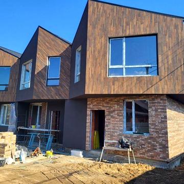 Сучасний Таунхаус в центрі міста Буча