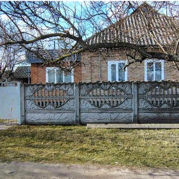 Продається будинок в місті Пирятин по вулиці Прилуцька