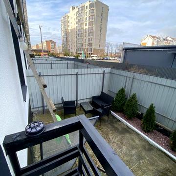 Квартира 2х кім з власним двориком ЖК Аура