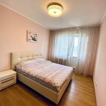 Сдам 2х  кв-ру с ремонтом м.Осокорки Урловская, бойлер