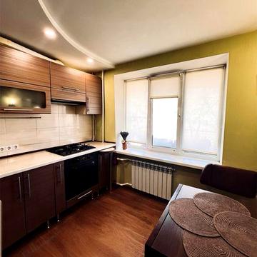 Продаж 1 кімнатної квартири з ремонтом, р-н Зеленій