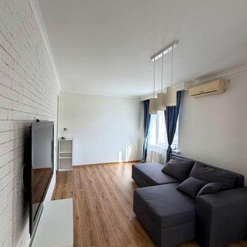 Продаж 1к квартири з новим ремонтом, пр. Слобожанський