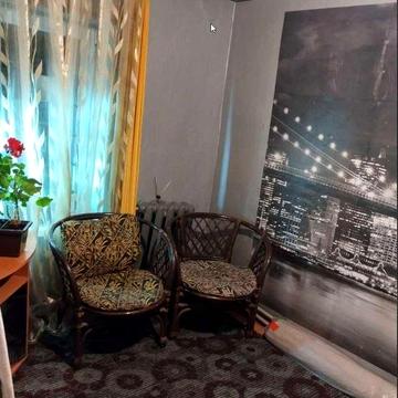 Здам  2 кімнати у приватному будинку  р-н Автовокзалу.