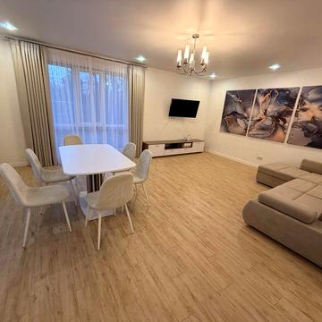 Оренда Таун Хауса. Дарницький, Лісова 17. Бортничі Генератор