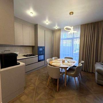 Таунхаус з новим ремотом Газ Елітна локація серед сосен