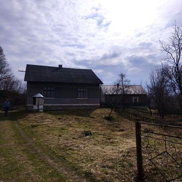 Продам будинок, літня кухня, господарські приміщення, сад, криниця