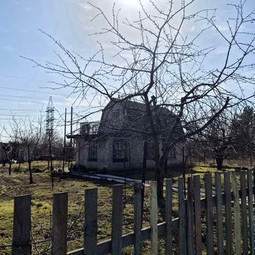 Продається дача у Центрально-Міському районі (Карачуни) від власника!