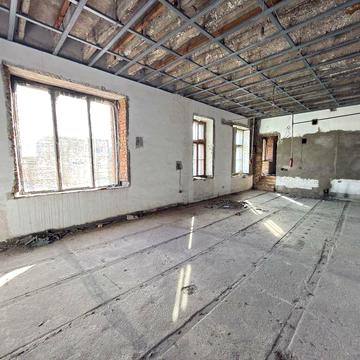 Продам большую квартиру в центре города. Екатериненская площадь ЖК Бельгийка