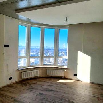 НЕЙМОВІРНИЙ ВИД! простора, світла, сучасна. Ремонт на 90%. БЕЗ КОМІСІІ