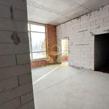 Продам 1-кімнатну квартиру з кухнею-вітальнею в Солом’янському районі