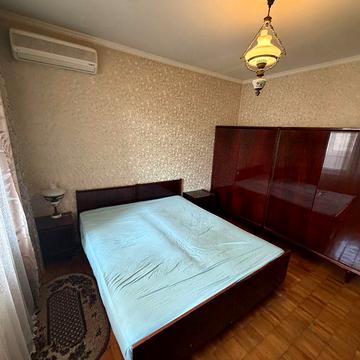 Продаж 3 кімн квартири Харківське шосе, Тростянецька, Дарницький