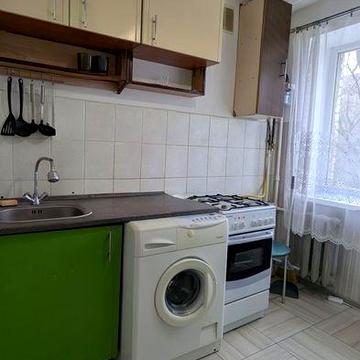 Оренда 1-на квартира Володимира Великого (Тролейбусна)