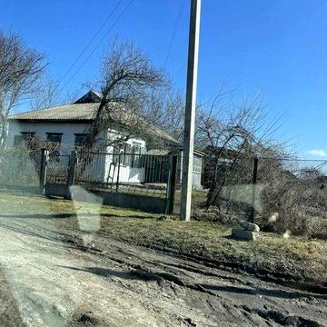 Продам будинок,поруч супермаркети,аптека,ЦНАП,Нова пошта.