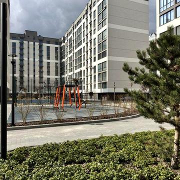 Терміново 1кім квартира 45 м² + комора Ліфт працює