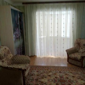 Богдана Хмельницького вул., 5