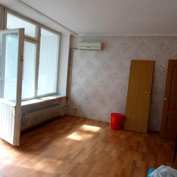 Чоколівський бульв., 10