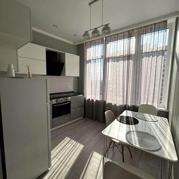 Сдам 1-комн квартира на Каманина в 32 Жемчужине! Без выселения на лето