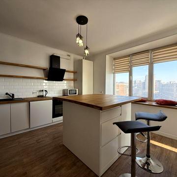 Оренда. 2кім., центр, поруч парком. вул.Торговиця 11б