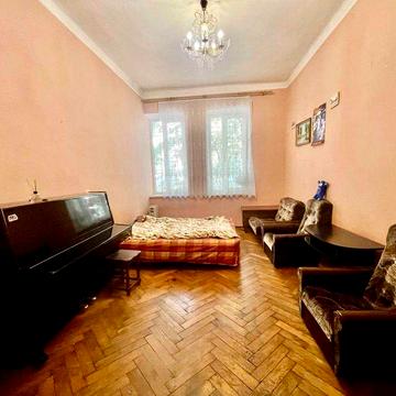 Продаж 2 квартири за ціною однієї  біля Шевченківського гаю