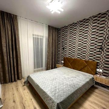 Срочно сдам 2 ком.квартиру в 60,61,63 Жемчужине,ул.Краснова.Гардеробна