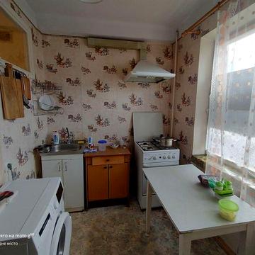 Сдаётся в аренду 1-комнатная квартира. Район - Космос